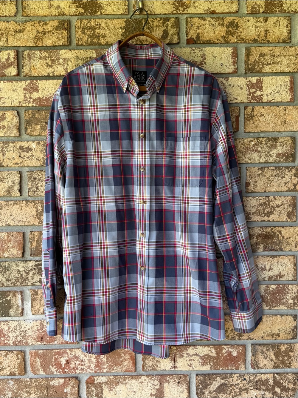 Jos. A. Bank Travelers Collection Shirt Size Large Red Blue Yellow 100% Cotton